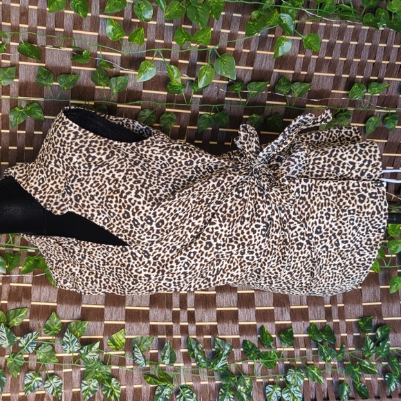 Express Design Studio Cheetah Print Wrap Blouse - Picture 3 of 7